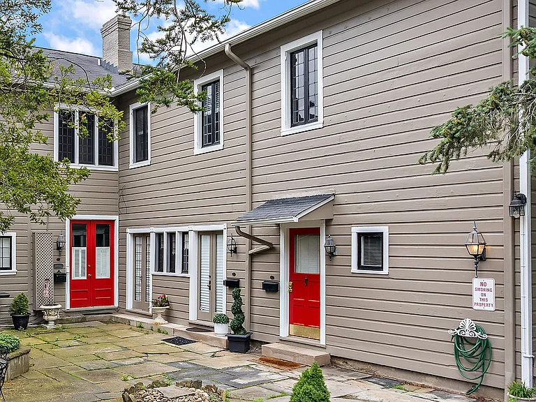 501 A Blackburn Rd. back-of-house double-door entry from Patio.