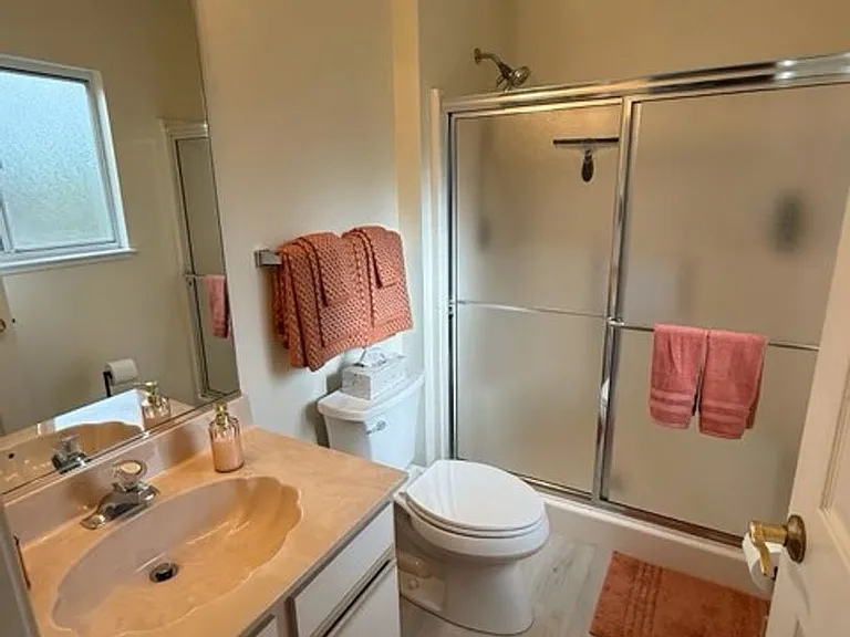 60 Padgett Dr — Photo 15