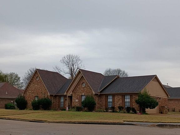 2nd image of 7885 Tankerston Dr