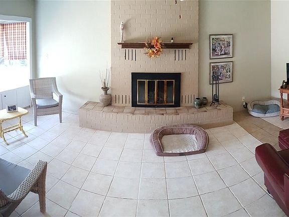 4th image of 3305 Encanto Dr