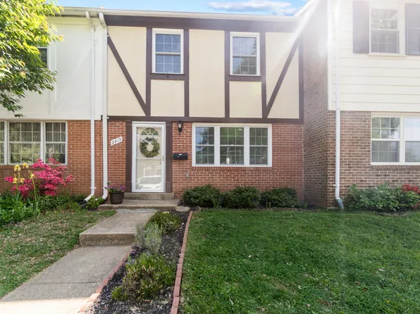 2813 Hogan Ct, Falls Church, VA 22043