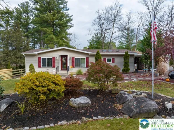 270 Craig St, Palmerton, PA 18071