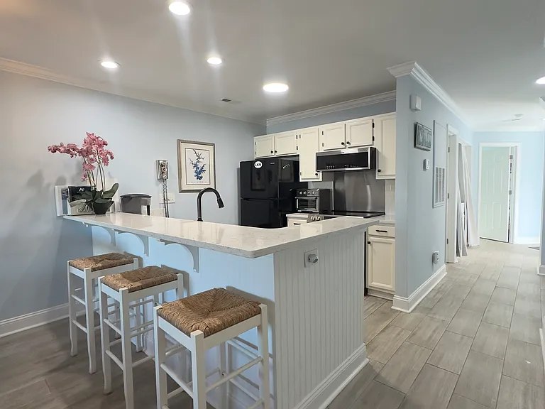 18713 Vineyard Point Ln #18713 — Photo 7