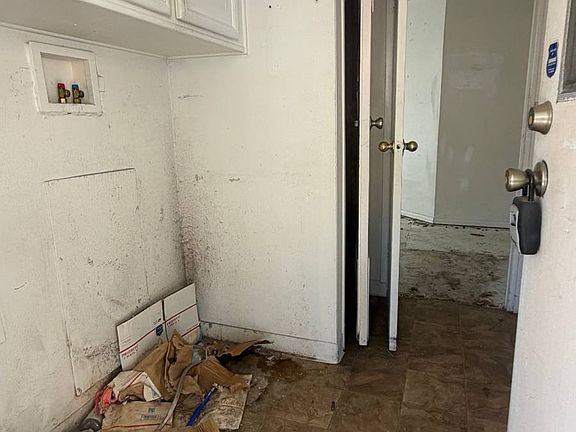 4th image of 24303 Woolsey Canyon Rd Space 104