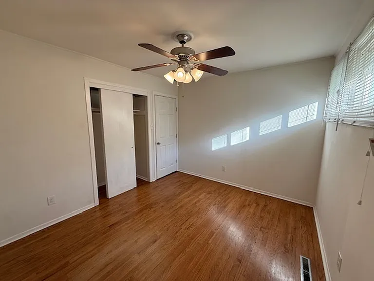 508 Henderson Dr — Photo 17