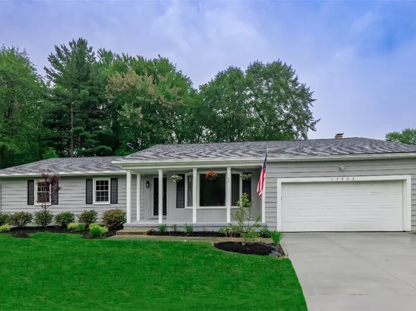 17633 Merry Oaks Trl, Chagrin Falls, OH 44023