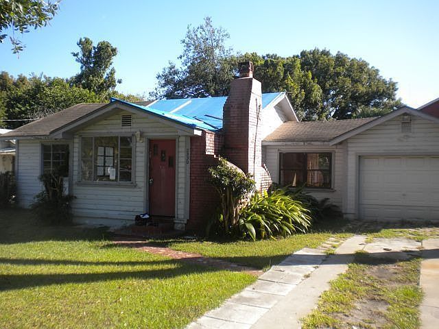 1st image of 2330 Oglesby Ave