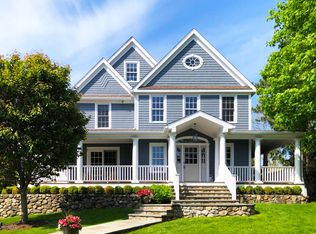 22 Marks Rd, Riverside, CT 06878