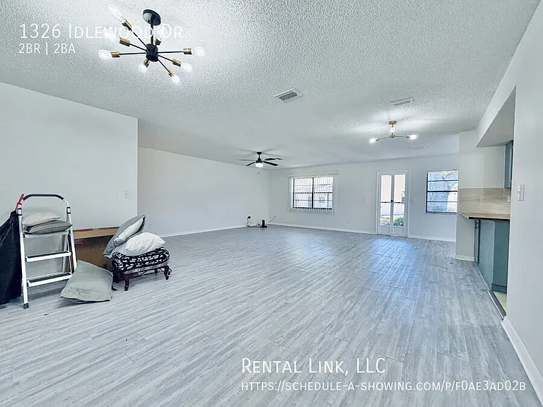 1326 Idlewood Dr — Photo 15
