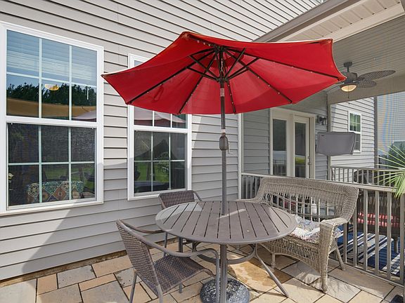 5th image of 75 Ashberry Ln