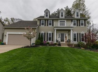 8196 Augusta Ln, Northfield, OH 44067