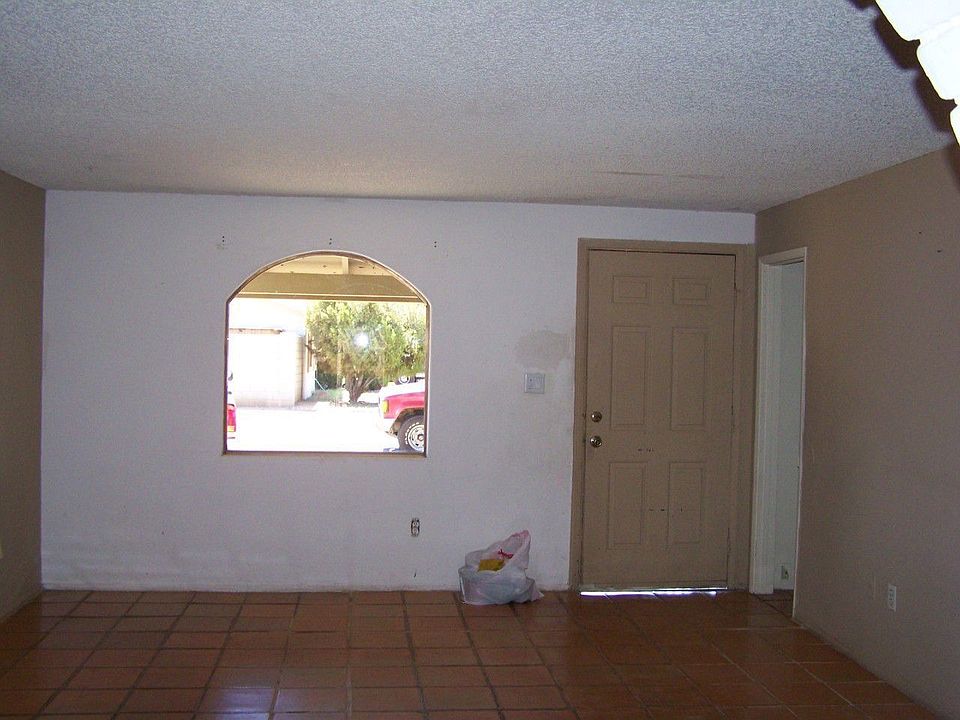2nd image of 6516 W Cambridge Ave