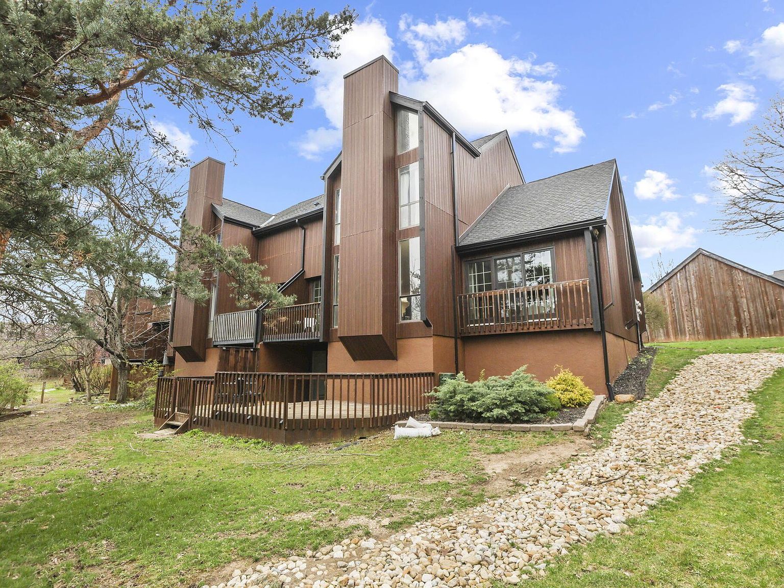 4765 Smoketalk Ln #1