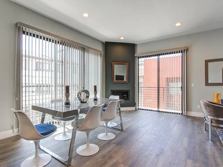 330 Salem St #304 — Photo 7