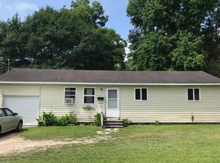 2005 Opal St, New Bern, NC 28560