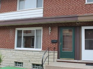 9046 Niles Center Rd, Skokie, IL 60076