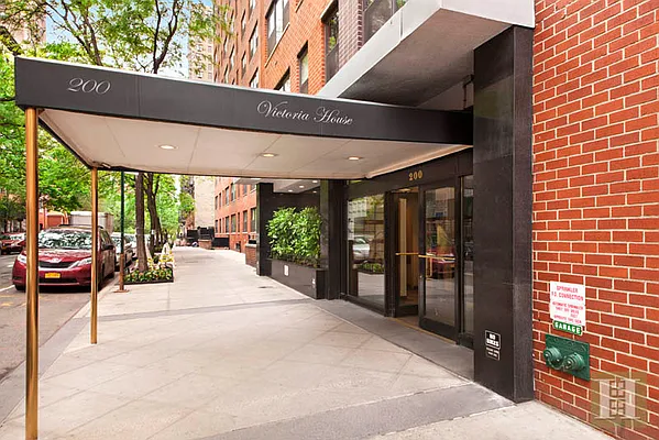 Sold by Halstead Real Estate | media 25