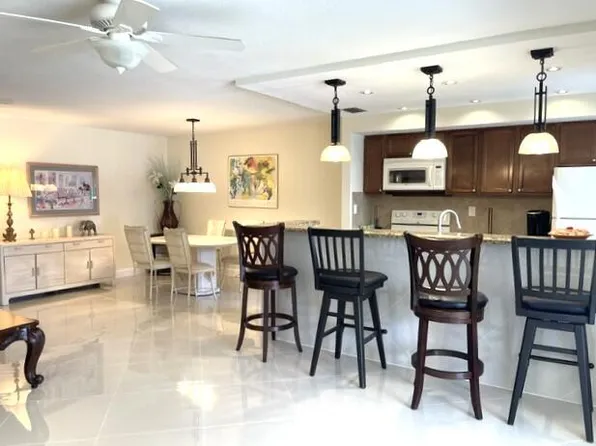 1315 HIGH POINT Way SE #B, Delray Beach, FL 33445
