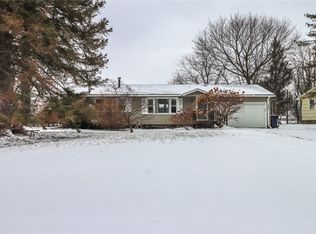 246 Galahad Dr, Rochester, NY 14623