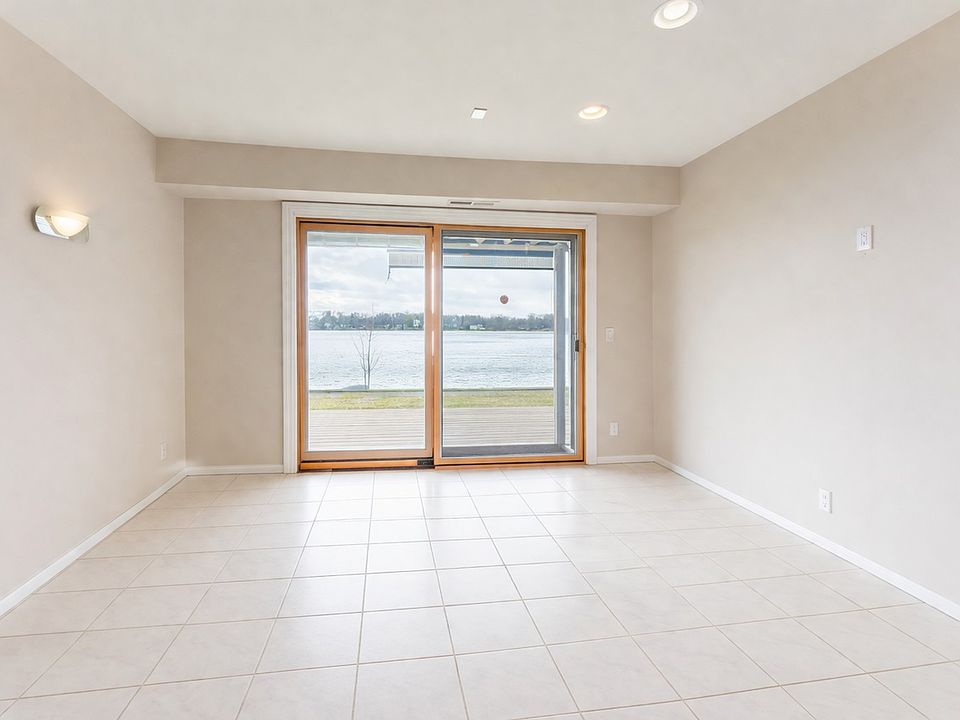 Family Room Overlooking Square Lake