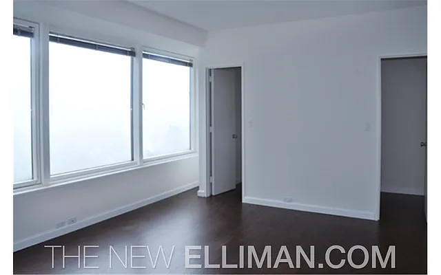 Rented by Douglas Elliman | media 38