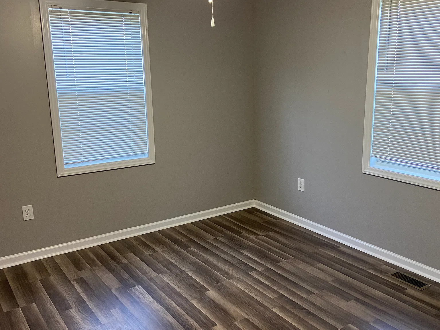 3 bed, 1065 sqft, $1,700 — Photo 4