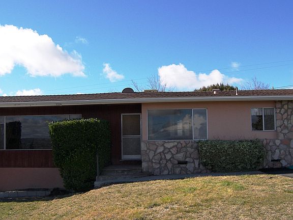 4th image of 1758 Highland Park Dr