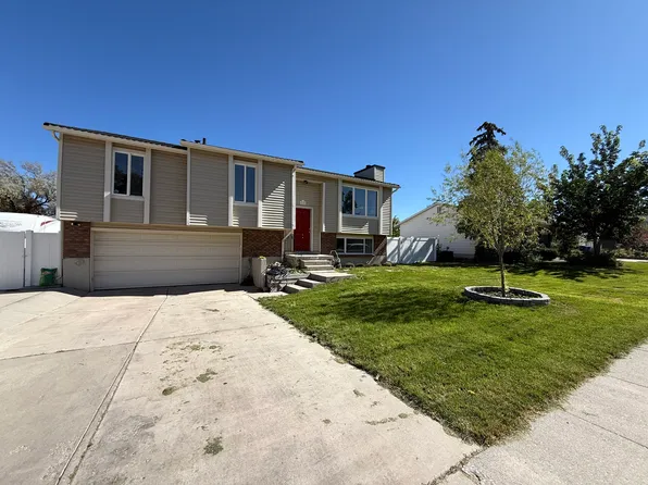 5649 S Bree St W, Salt Lake City, UT 84129