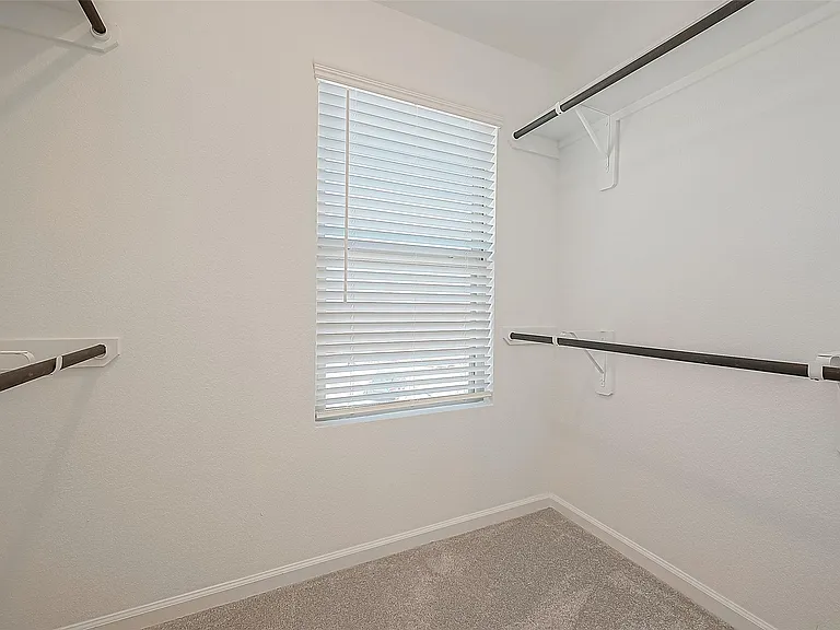 5402 Holly Haven Ct — Photo 37