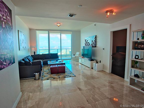 3rd image of 900 Biscayne Blvd APT 5502