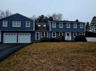 20 Farm Pond Rd, Dracut, MA 01826