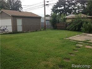 2nd image of 4446 Campbell St