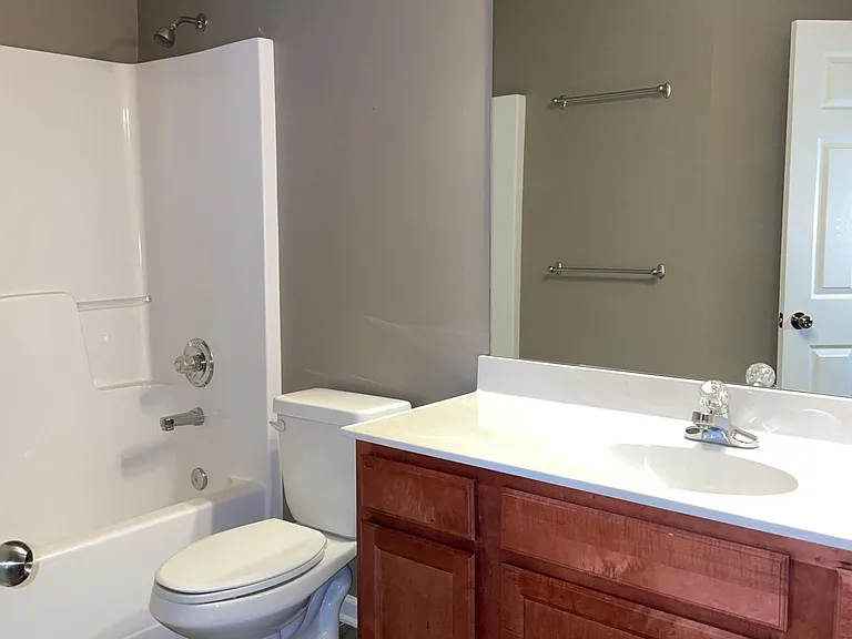 3939 Savannah Square St — Photo 20