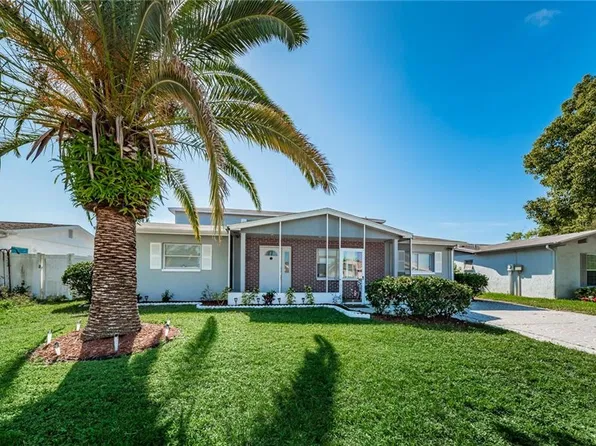 8200 Hixton Dr, Port Richey, FL 34668