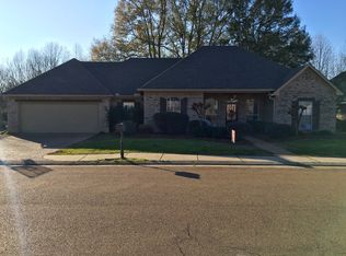 128 Navajo Circle, Clinton, MS 39056