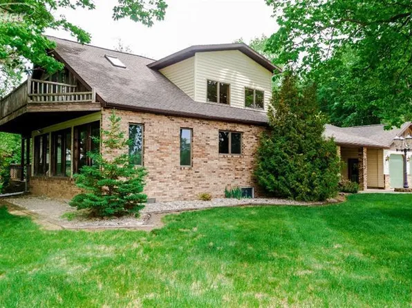 5243 Courtney Rd, Montrose, MI 48457