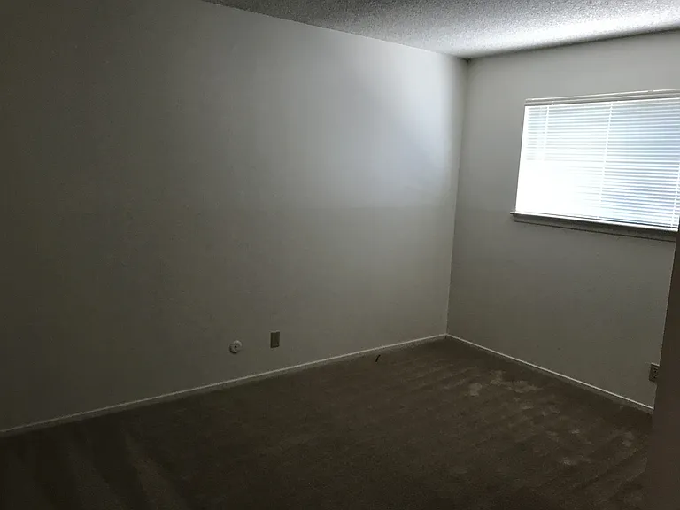 8417 Edgefield Way — Photo 3