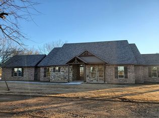 398 Watson Rd, Bells, TX 75414