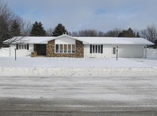 511 Westgate Cir, Hawley, MN 56549