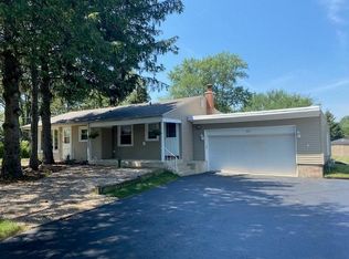 320 Sanders Rd, Northbrook, IL 60062