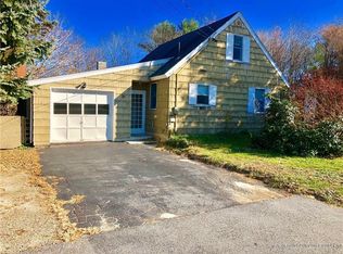 10 Dunham St, Auburn, ME 04210