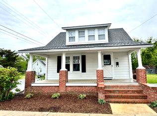 911 Peachblossom Ave, Cambridge, MD 21613