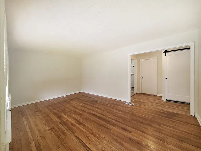 3018 Grand Ave SW — Photo 7