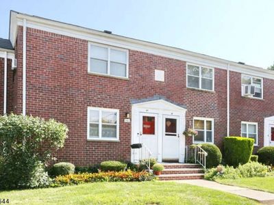 292 Esplanade, Hackensack, NJ, 07601