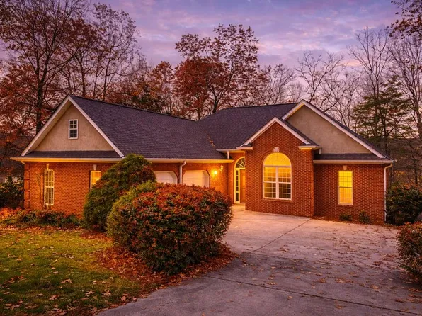 82 Thornwood Ct, Ellijay, GA 30540