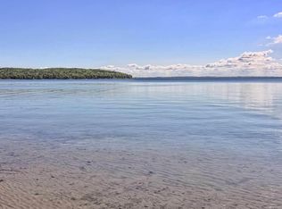 18124 Smokey Hollow Rd, Traverse City, MI 49686