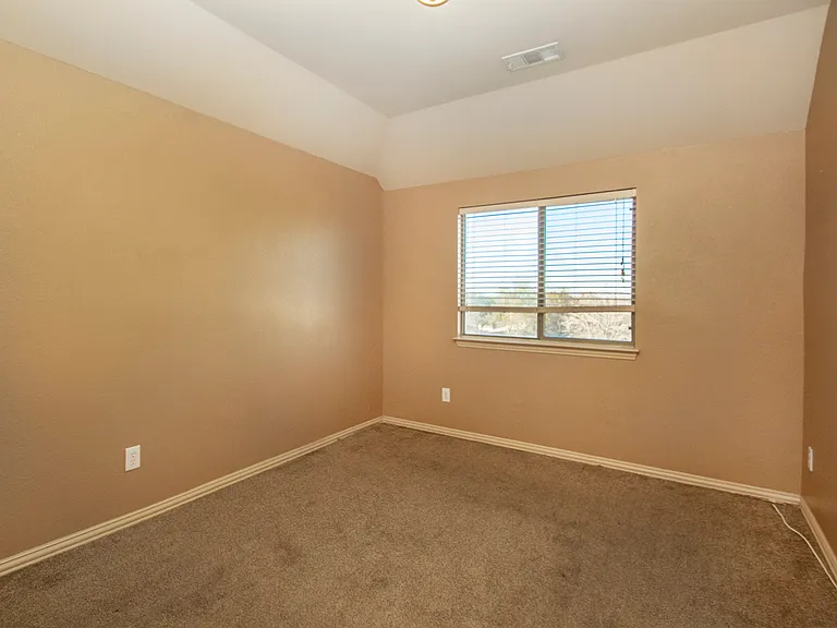 903 Fieldstone Dr — Photo 18