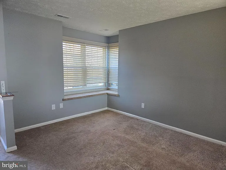 4307 Greys Run Cir — Photo 2