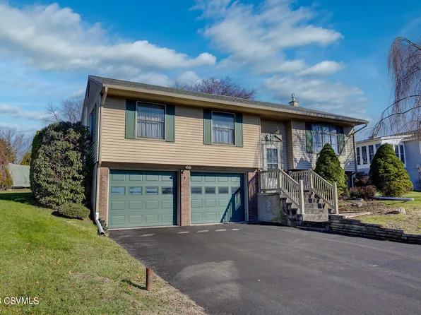 503 Rolling Green Dr, Selinsgrove, PA 17870