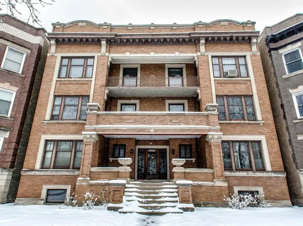 5439 S Cornell Ave APT 2-S, Chicago, IL 60615